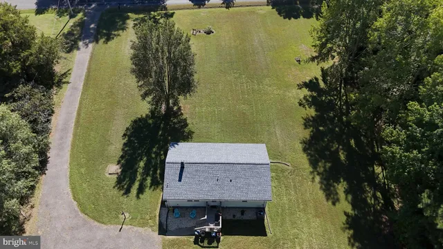 a house view with a swimming pool