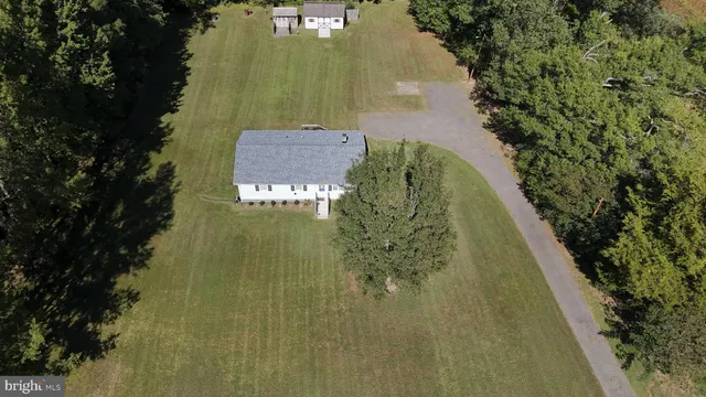 $320,000 | 38340 Sugar Hole Road, Avenue, MD 20609