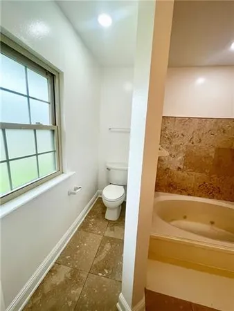 $2,800 | 3604 Lake Providence Drive, Harvey, LA 70058