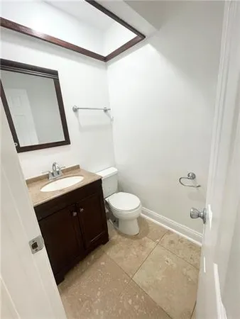 $2,800 | 3604 Lake Providence Drive, Harvey, LA 70058