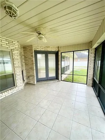 $2,800 | 3604 Lake Providence Drive, Harvey, LA 70058