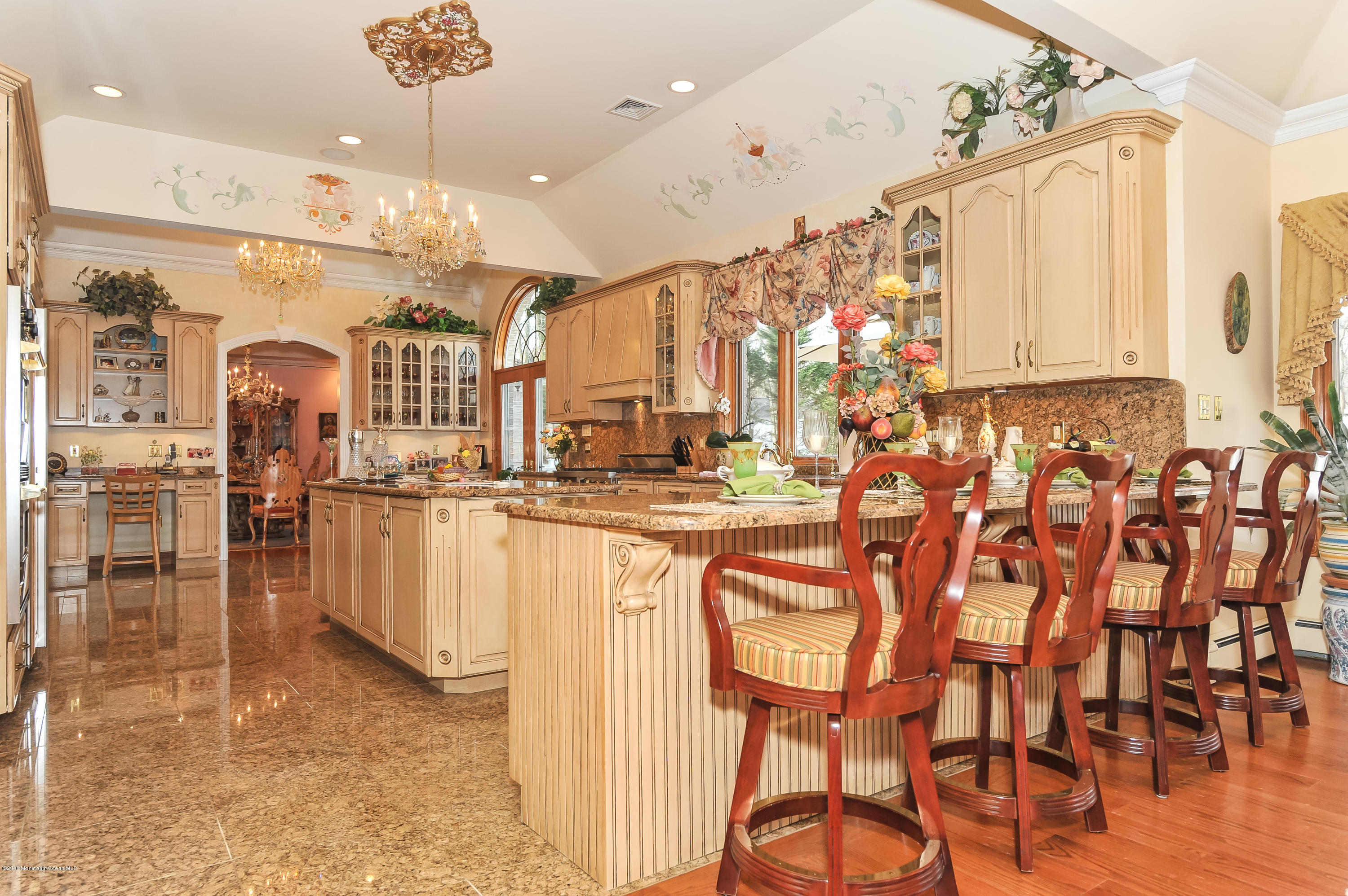 773 Van Schoick Road Holmdel, NJ 07733 - Photo 13 of 45 CASUAL CENTER ISLAND