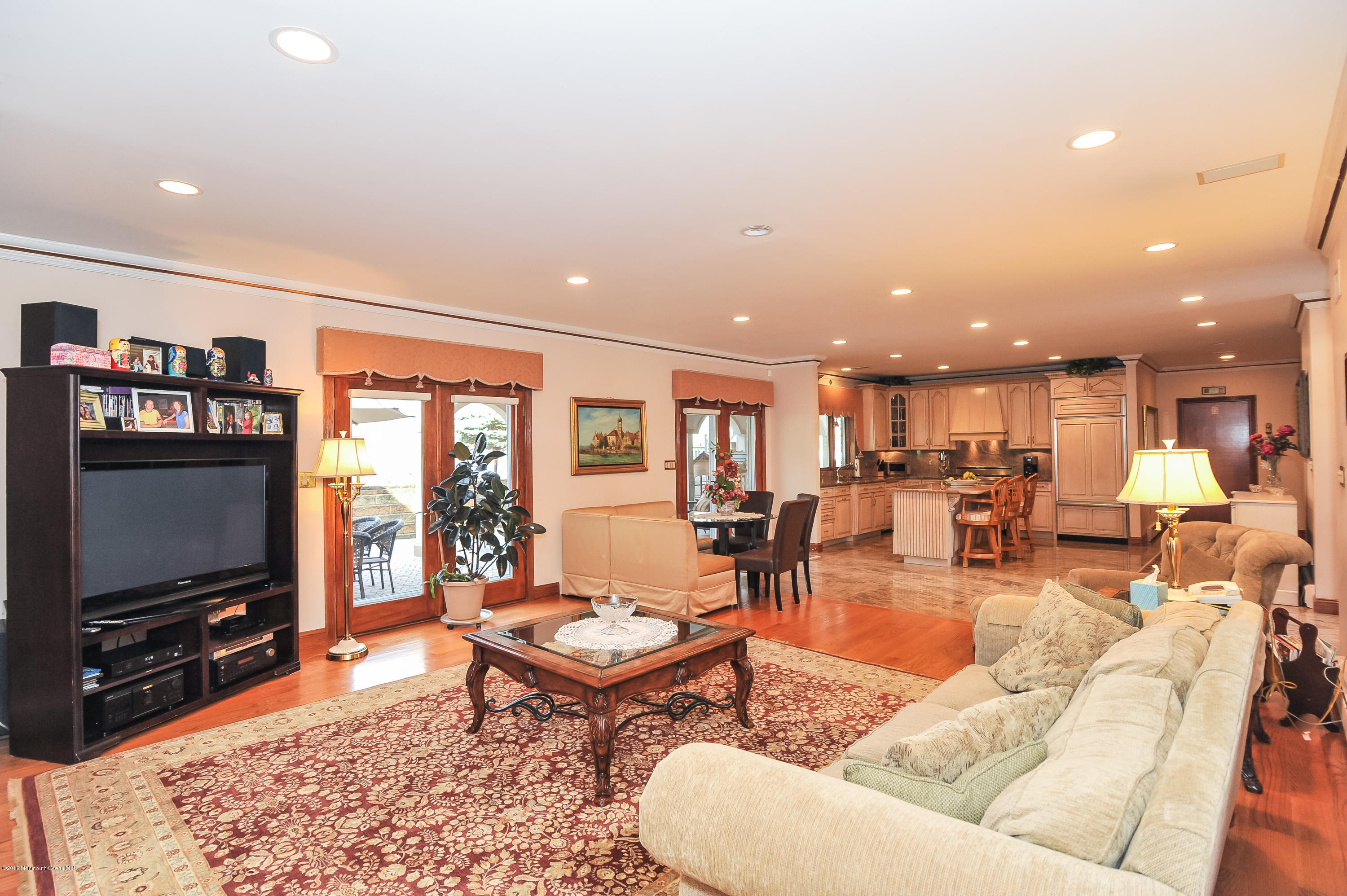 773 Van Schoick Road Holmdel, NJ 07733 - Photo 29 of 45 LOWER LEVEL LIVING ROOM/KITCHEN