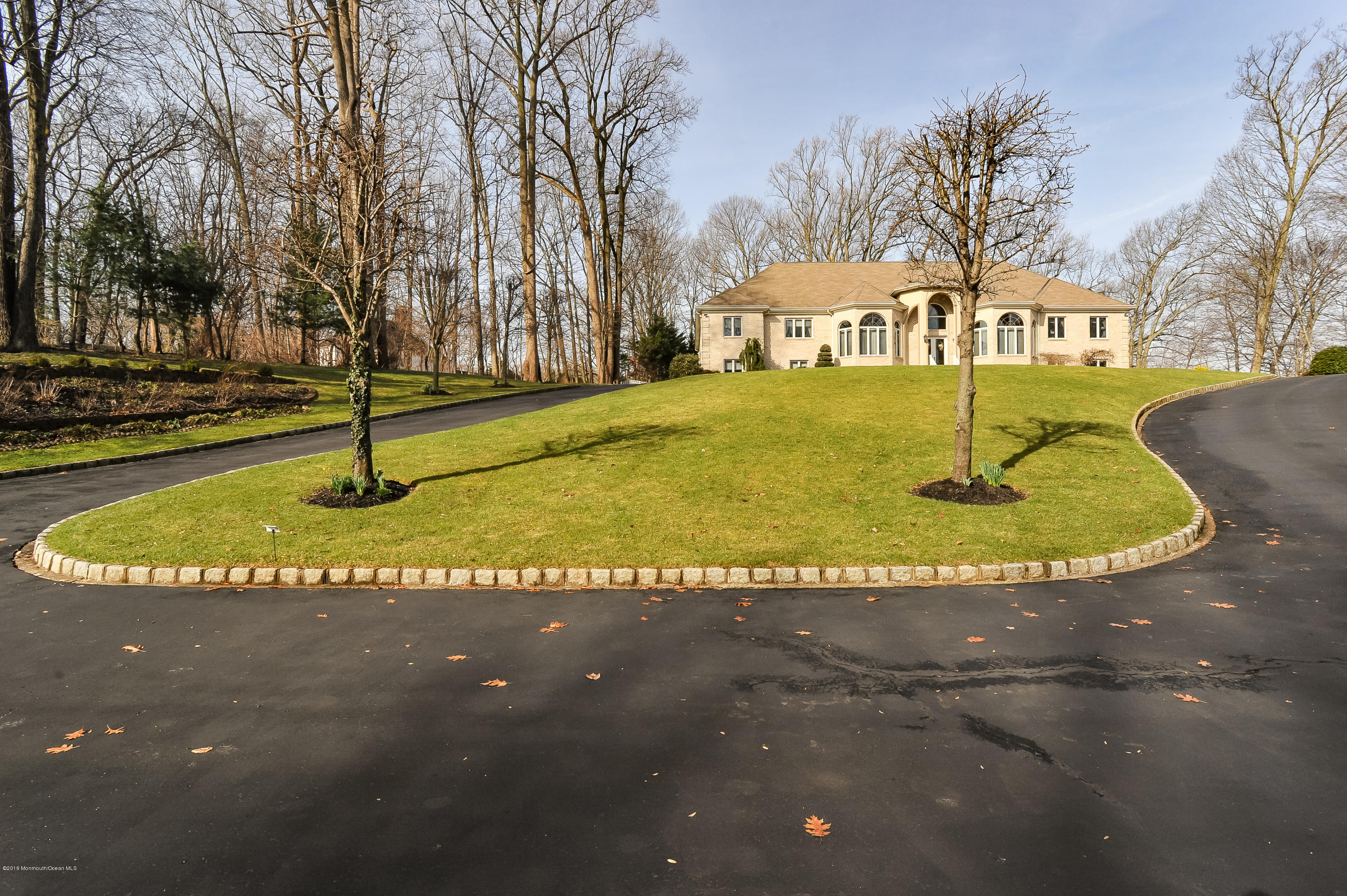 773 Van Schoick Road Holmdel, NJ 07733 - Photo 42 of 45 FANTASTIC CIRCULAR DRIVE!