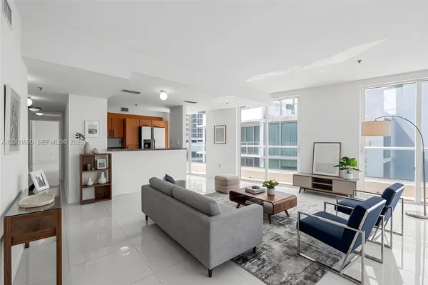 $3,900 | 6362 Collins Avenue, Unit 514, Miami Beach, FL 33141