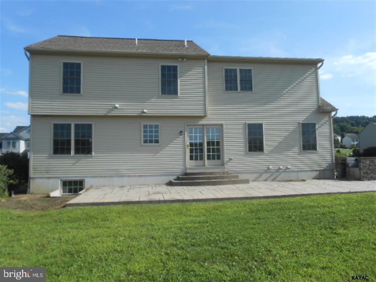 791 Rishel Drive York, PA 17406 - Photo 2 of 17 Gallery Image 2