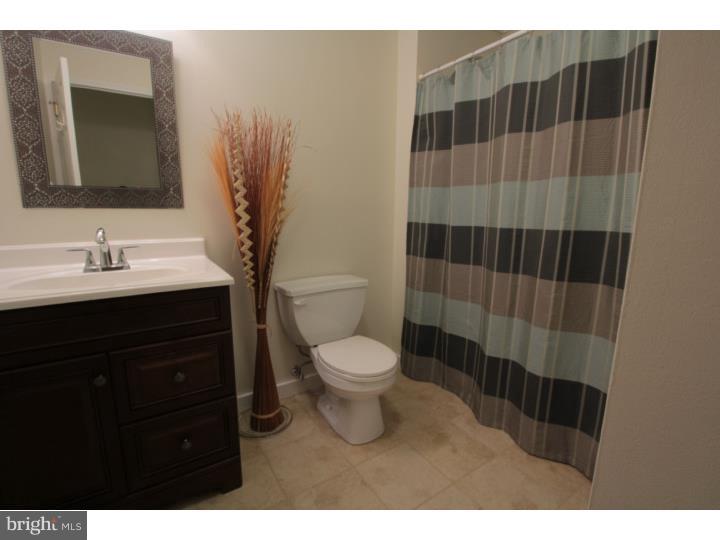 137 Coburn Road Pennington, NJ 08534 - Photo 20 of 25 Bathroom