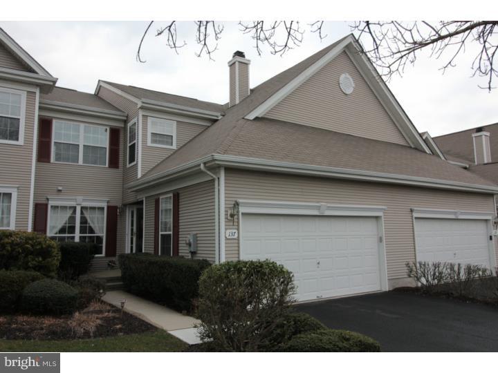 137 Coburn Road Pennington, NJ 08534 - Photo 4 of 25 Exterior Front