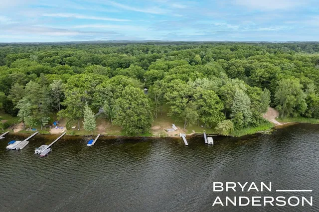 $249,900 | 11575 Pheasant Drive, Lakeview, MI 48850