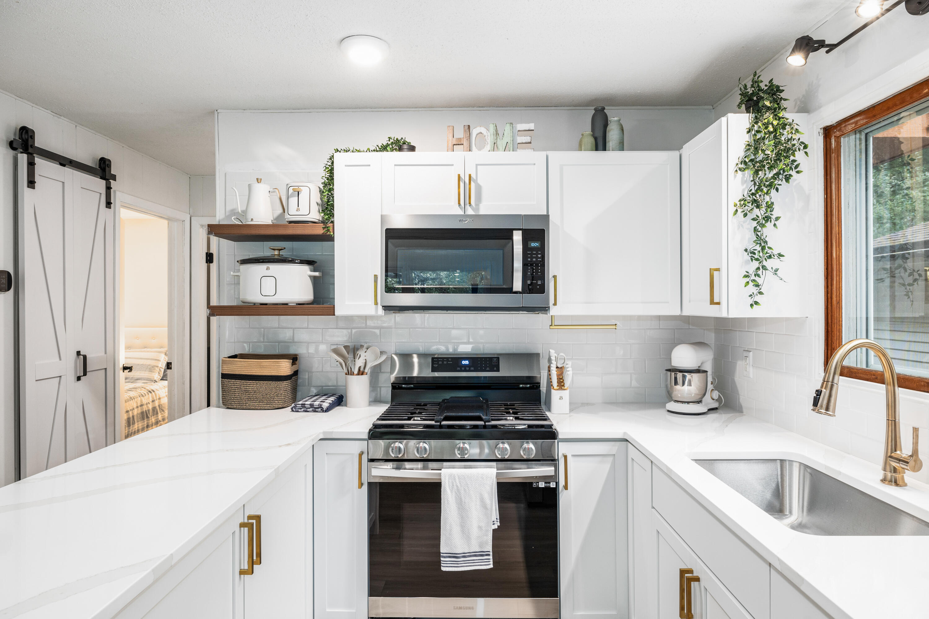 11575 Pheasant Drive Lakeview, MI 48850 - Photo 7 of 42 _MG_6185