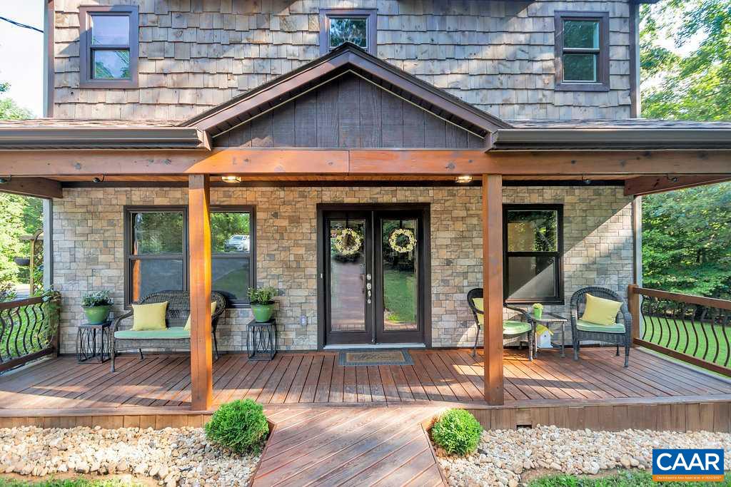 2523 Ridge Road Palmyra, VA 22963 - Photo 2 of 44 a front view of a house with garden