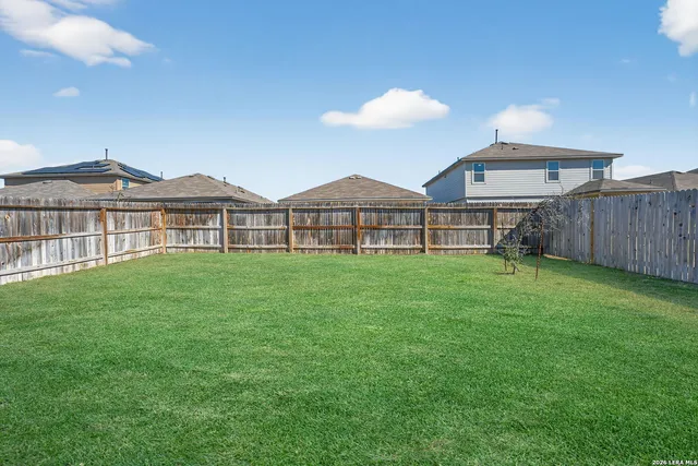 $1,800 | 6810 Schillings, San Antonio, TX 78252