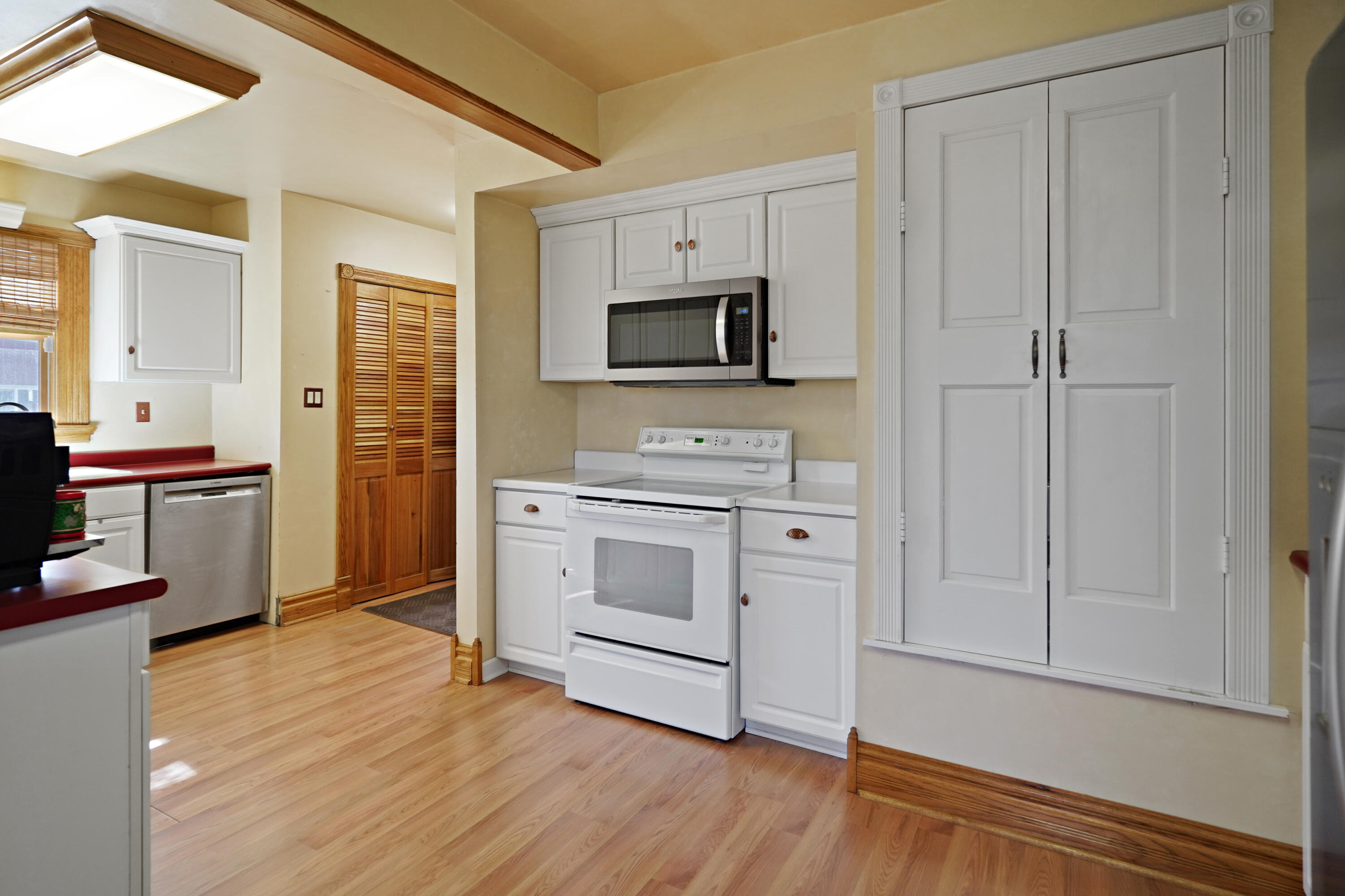 8203 12th Place Somers, WI 53144 - Photo 16 of 70 DSC06938