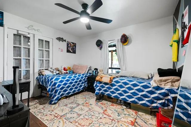 $365,000 | 811 Ridgeway Road, Joshua, TX 76058