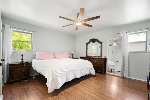 $365,000 | 811 Ridgeway Road, Joshua, TX 76058