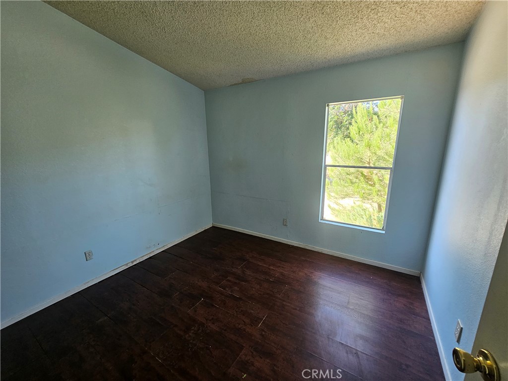278 Yucca Road Pinon Hills, CA 92372 - Photo 4 of 29