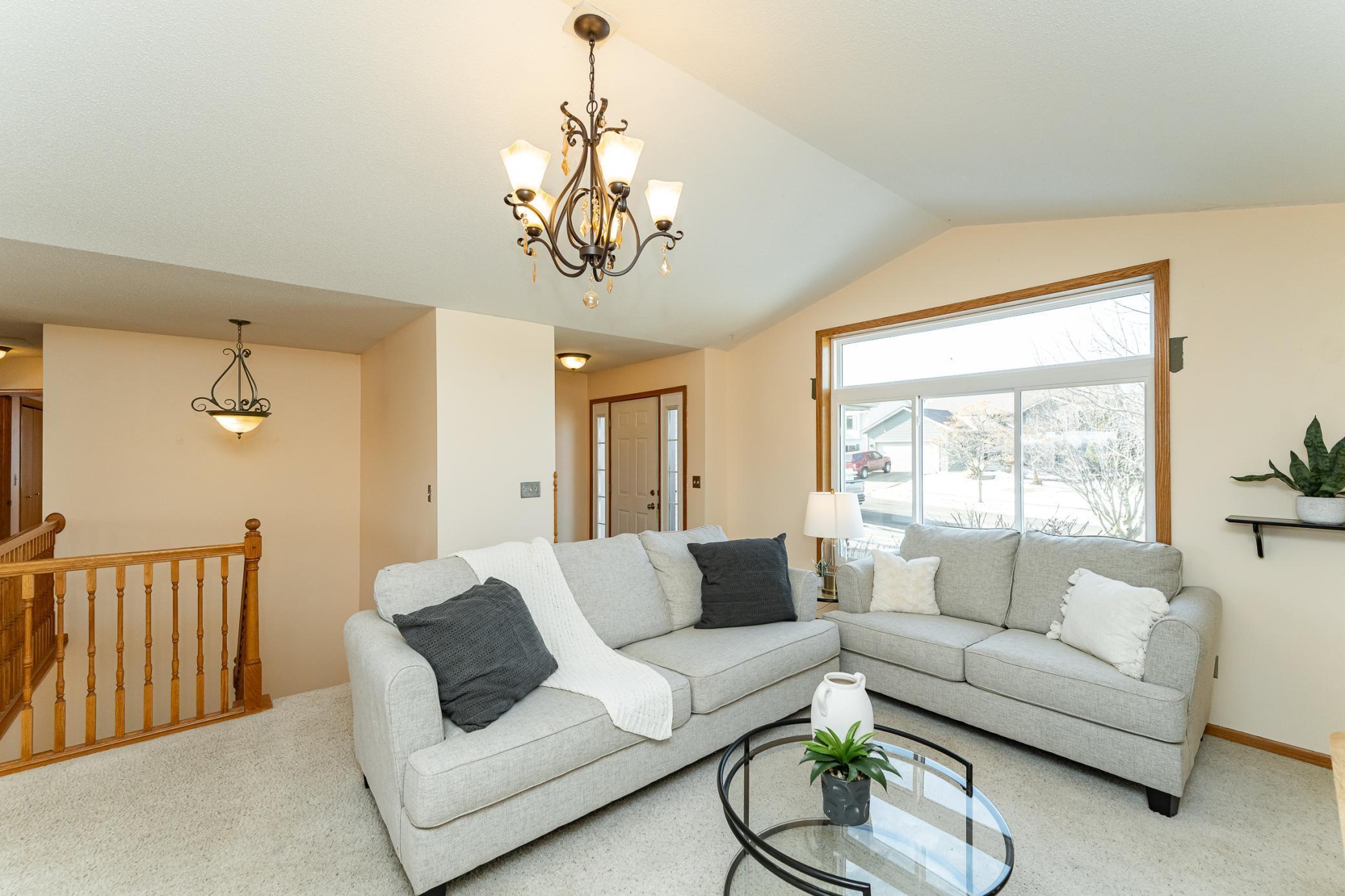 2770 Kenosha Lane Northwest Rochester, MN 55901 - Photo 2 of 30