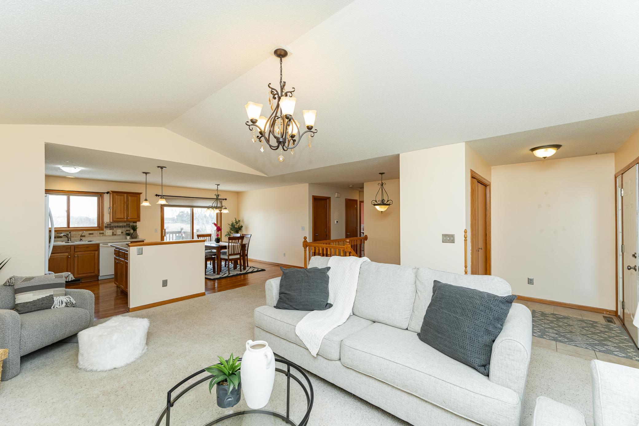 2770 Kenosha Lane Northwest Rochester, MN 55901 - Photo 4 of 30