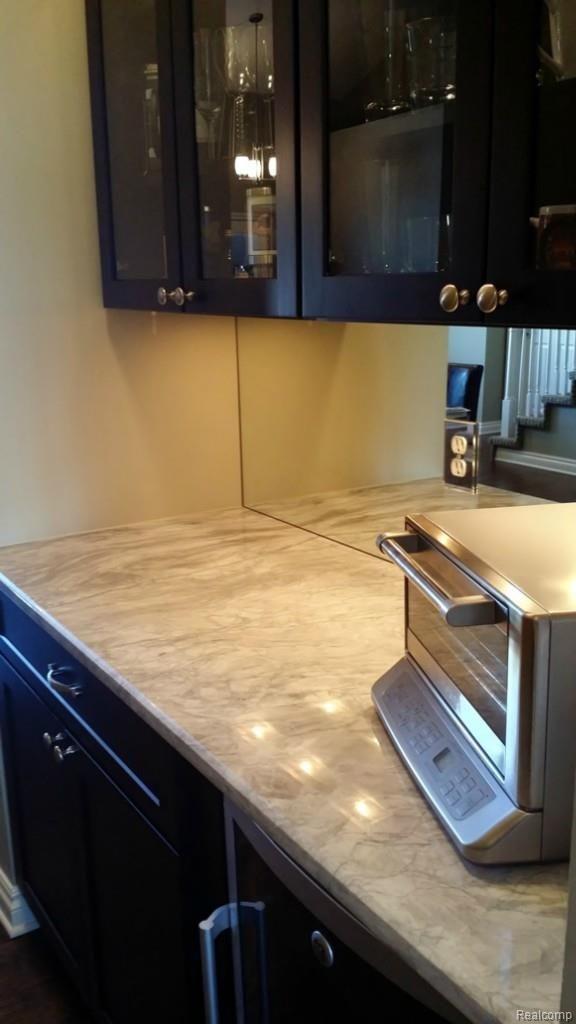 45900 South Stonewood Road, Unit 225 Canton, MI 48187 - Photo 17 of 61 b_b2_135214.jpg