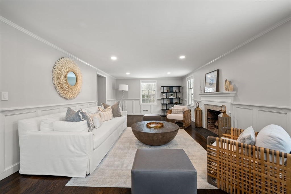 71 Westgate Wellesley, MA 02481 - Photo 12 of 32