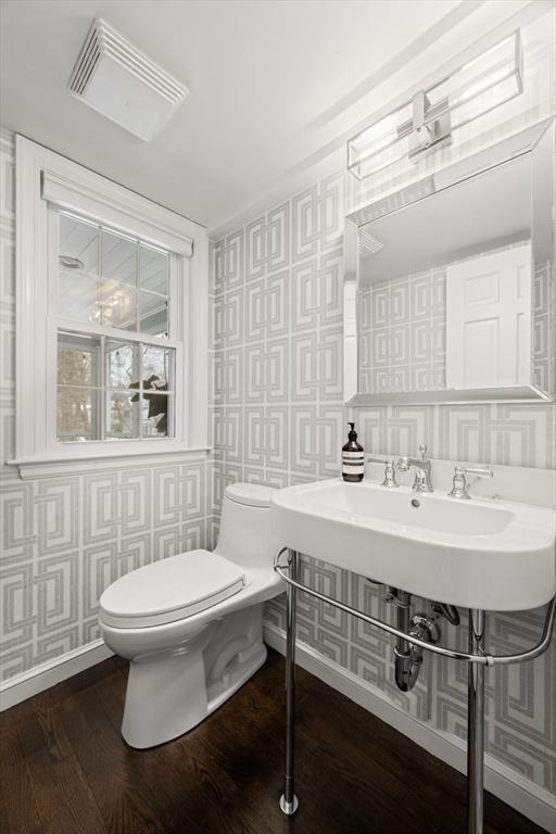 71 Westgate Wellesley, MA 02481 - Photo 14 of 32