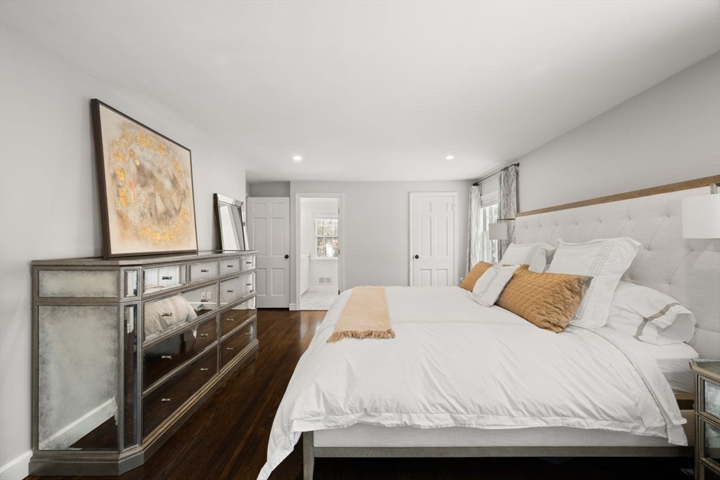 71 Westgate Wellesley, MA 02481 - Photo 17 of 32