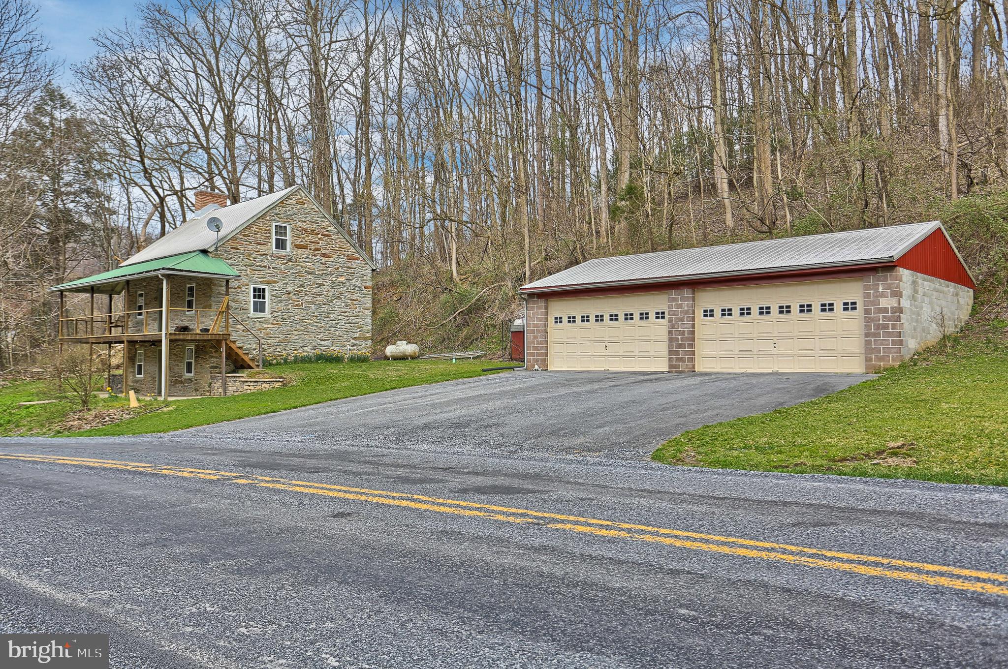 16 River Road Pequea, PA 17565 - Photo 1 of 14 Front View