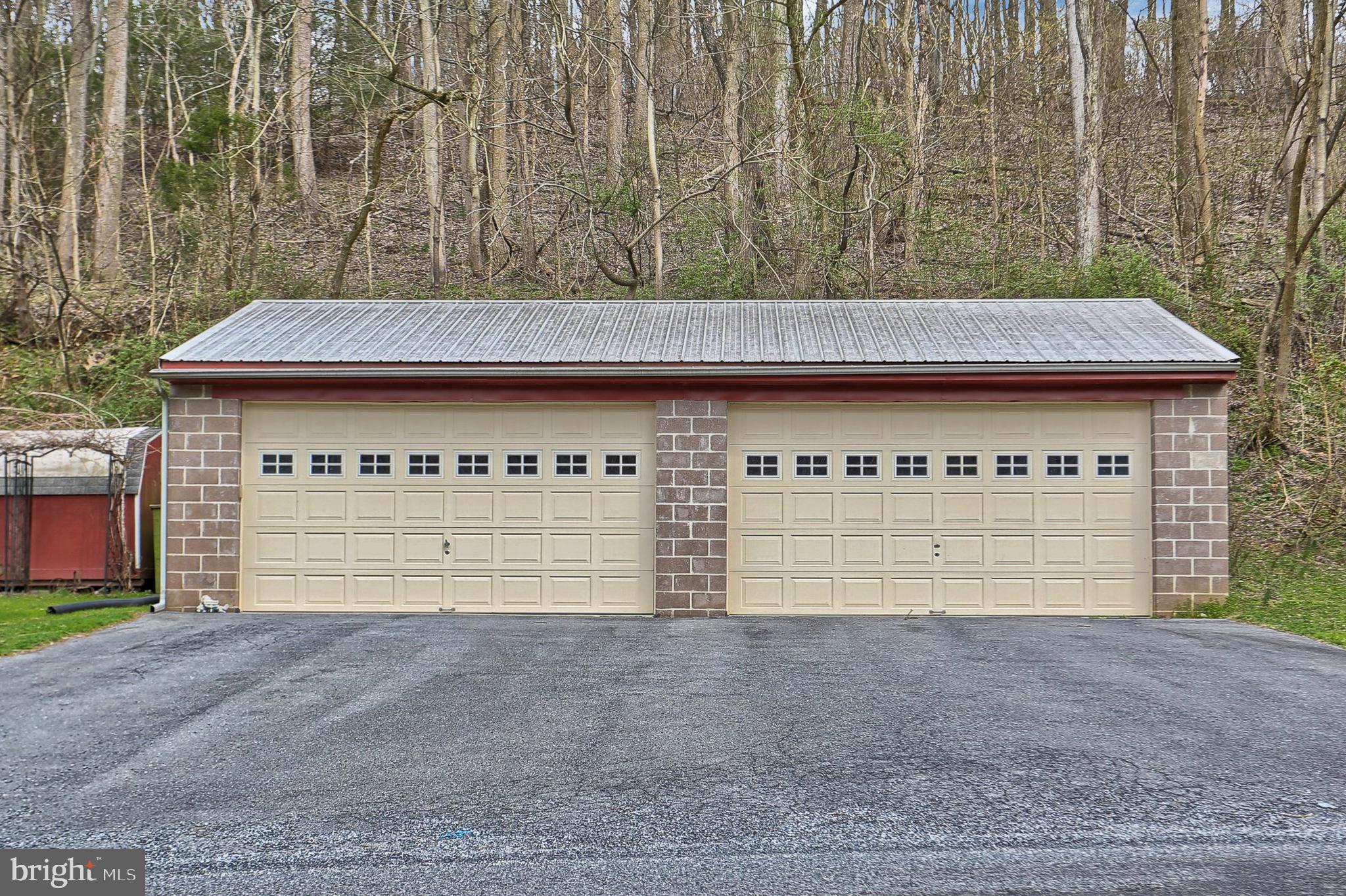16 River Road Pequea, PA 17565 - Photo 11 of 14 4-Car Garage