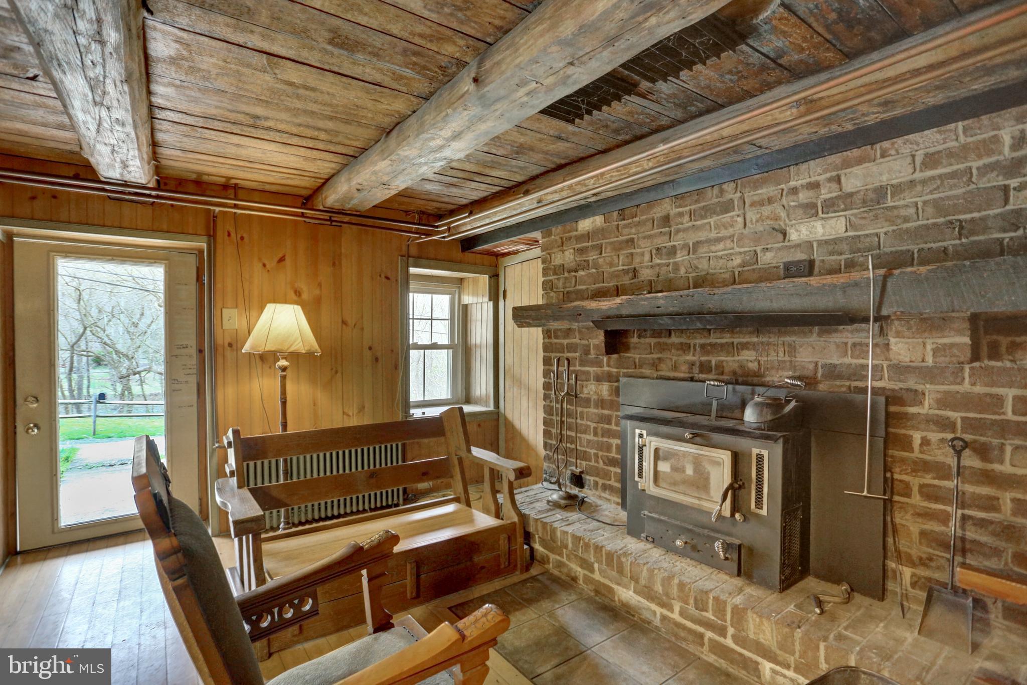 16 River Road Pequea, PA 17565 - Photo 8 of 14 Woodburning Fireplace