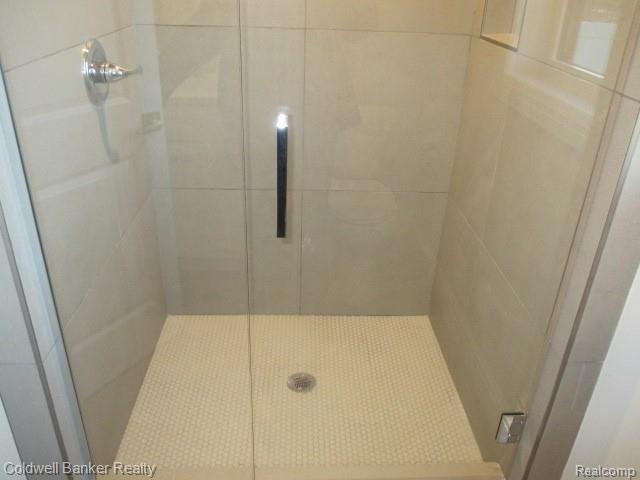 2350 Yorkshire Road Birmingham, MI 48009 - Photo 19 of 57