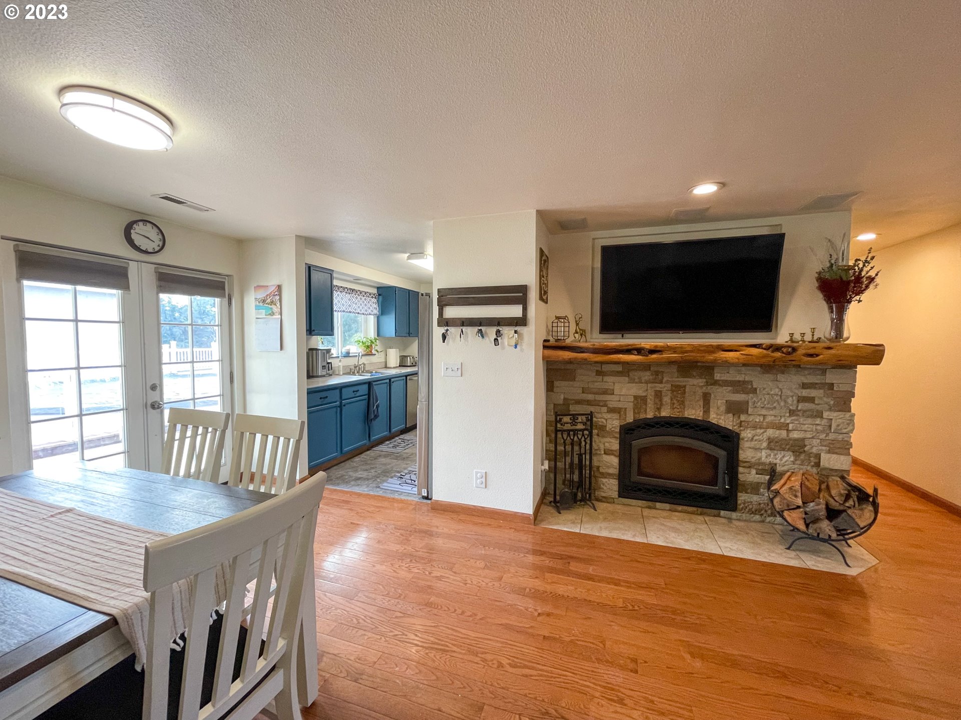 219 Corona Loop Road Roseburg, OR 97471 - Photo 5 of 26 Gallery Image 5