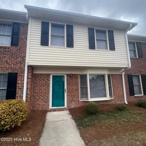 $1,345 | 2700 Thackery Road, Unit 42, Greenville, NC 27858