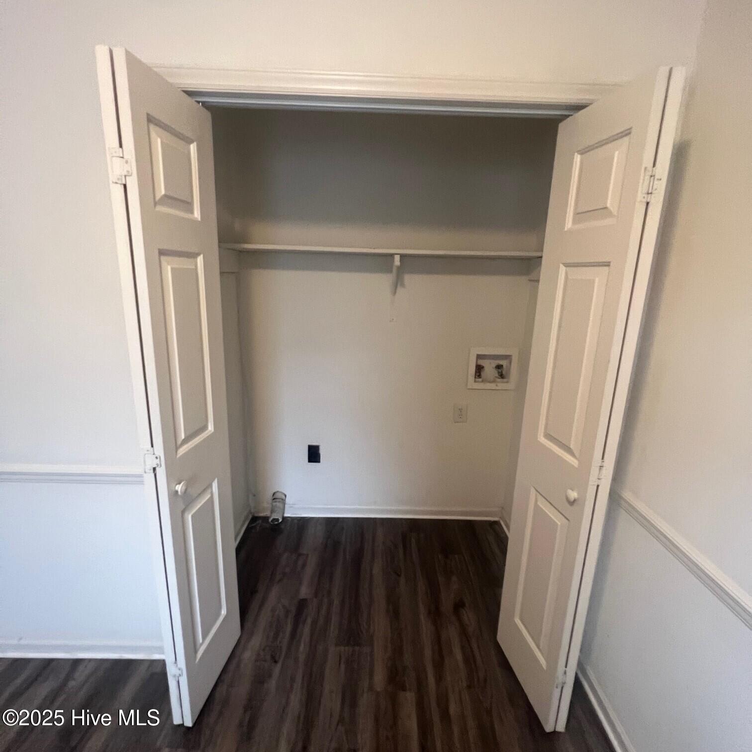 2700 Thackery Road, Unit 42 Greenville, NC 27858 - Photo 13 of 14 Washer-Dryer - 2700 Thackery Rd Unit 42