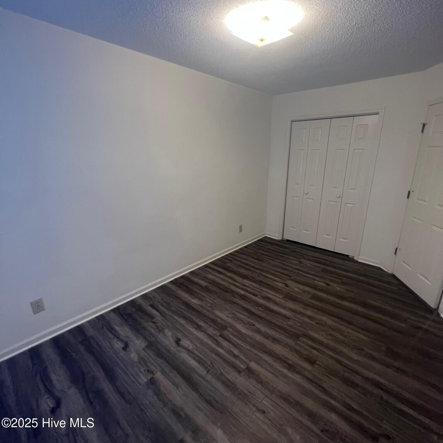 2700 Thackery Road, Unit 42 Greenville, NC 27858 - Photo 6 of 14 Bed 1 - 2700 Thackery Rd Unit 42