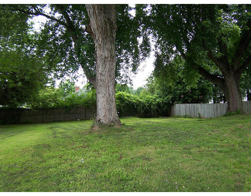 766 Parker Street Springfield, MA 01129 - Photo 14 of 14 Gallery Image 14
