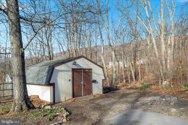 $349,900 | 224 Doe Trail, Winchester, VA 22602