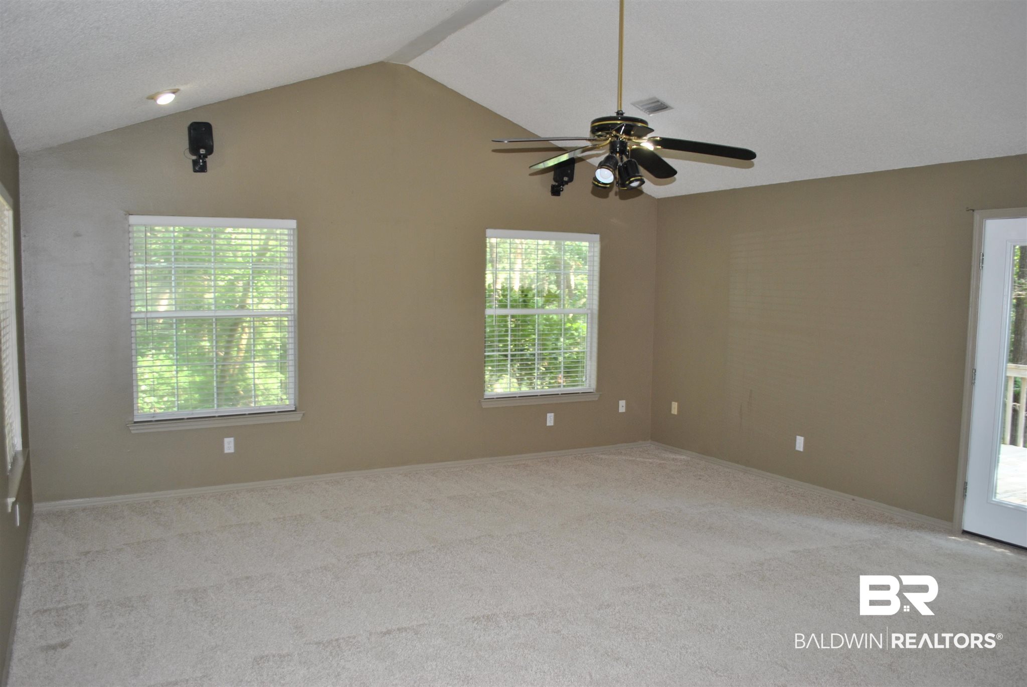 158 Lakeview Loop Daphne, AL 36526 - Photo 14 of 28