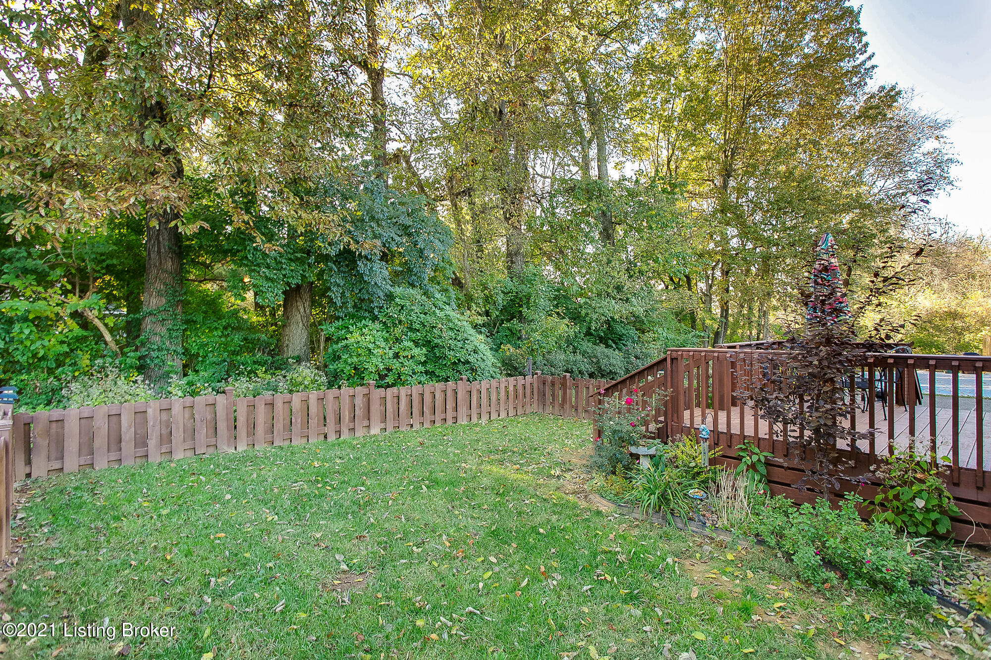 1500 Autumn Ridge Road Louisville, KY 40242 - Photo 37 of 42 1500 Autumn Ridge Rd-38