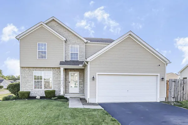 $359,900 | 1435 Shagbark Street, Circleville, OH 43113