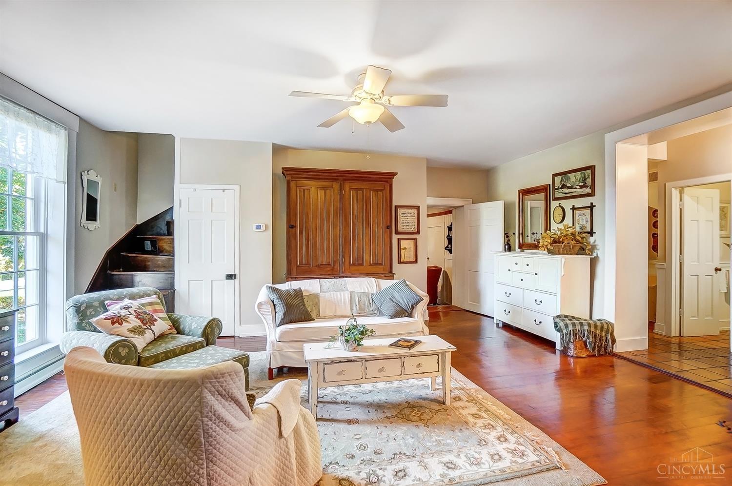 10305 Montgomery Road Montgomery, OH 45242 - Photo 15 of 66 Gallery Image 15