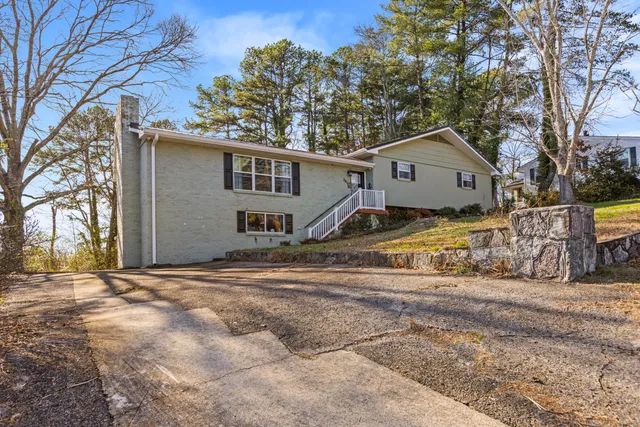 $319,000 | 3614 Craig Road, Chattanooga, TN 37412