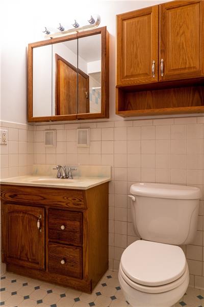 332 Nichols Road Pittsburgh, PA 15237 - Photo 17 of 25 Gallery Image 17