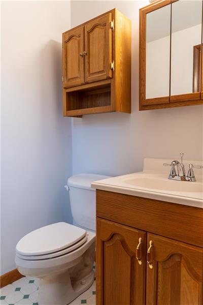 332 Nichols Road Pittsburgh, PA 15237 - Photo 10 of 25 Gallery Image 10