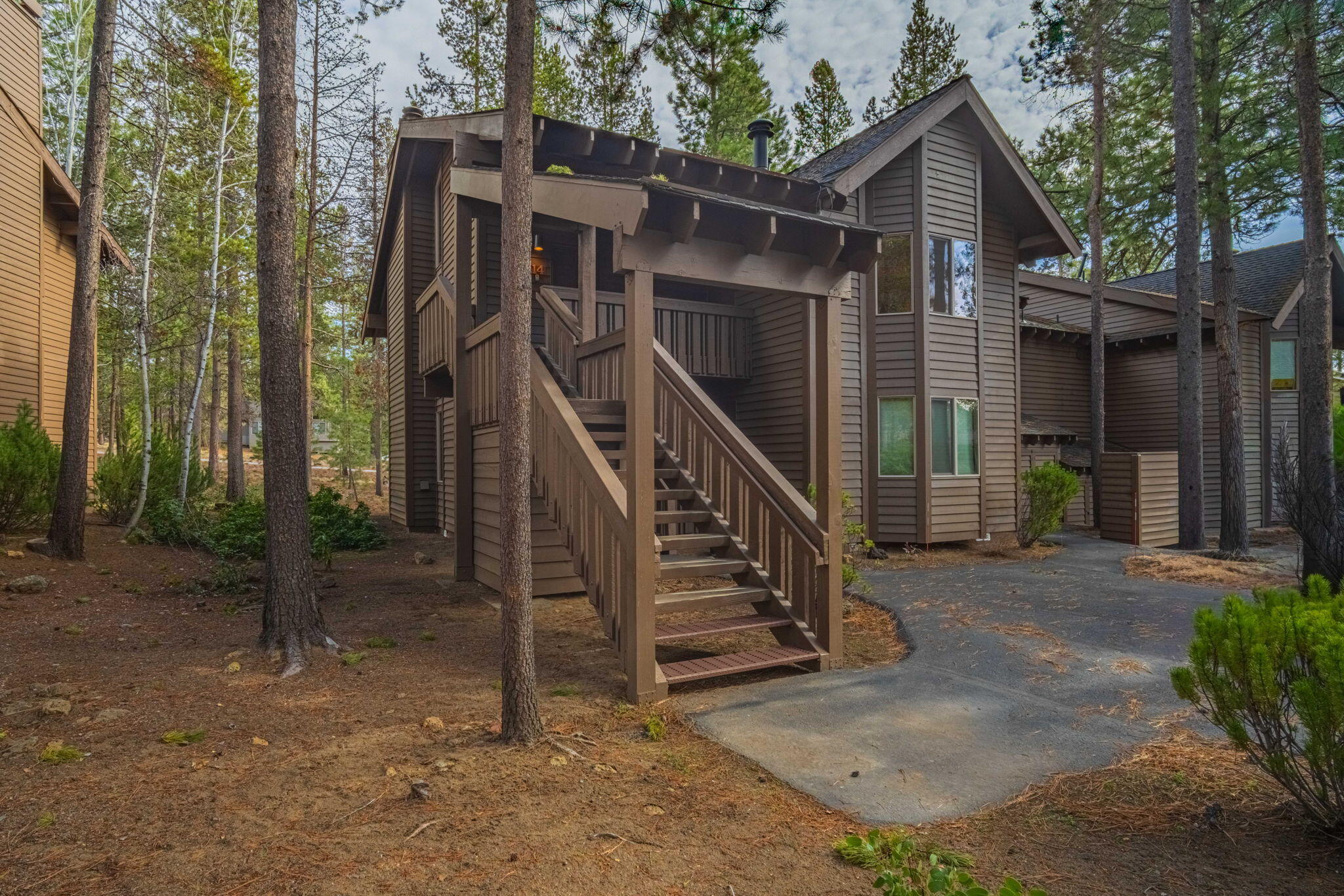 57330 Beaver Ridge Loop, Unit 14A Sunriver, OR 97707 - Photo 2 of 28 1-web-or-mls-Unit 14 The Ridge-1
