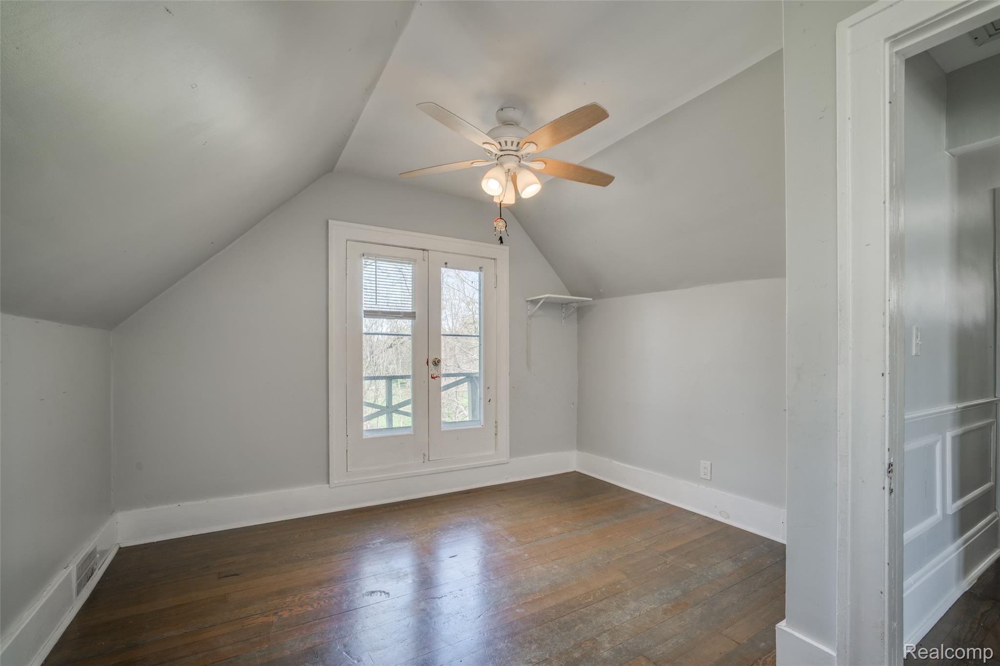 39936 Warren Road Canton, MI 48187 - Photo 20 of 34 20.jpg