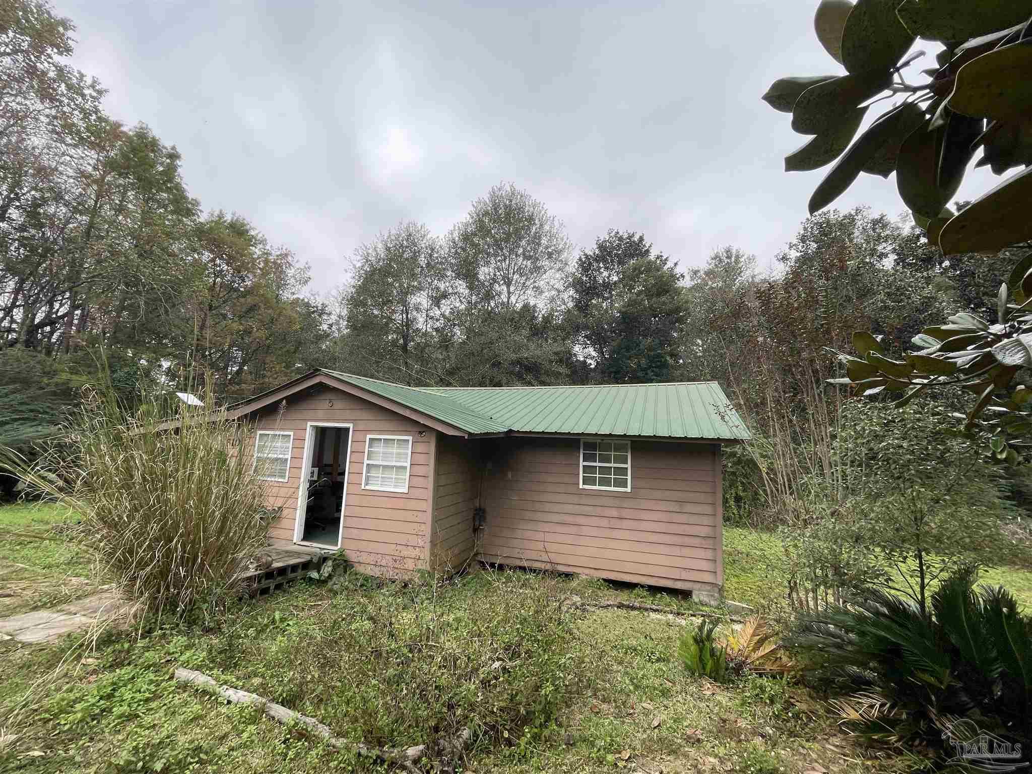 7310 Johnson Road Milton, FL 32583 - Photo 12 of 21 Gallery Image 12