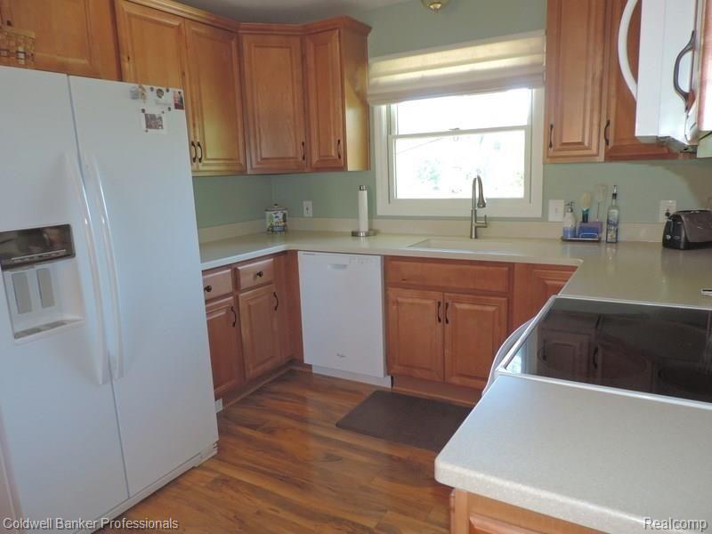 12414 Gage Road Holly, MI 48442 - Photo 22 of 42 DSCN2086.JPG