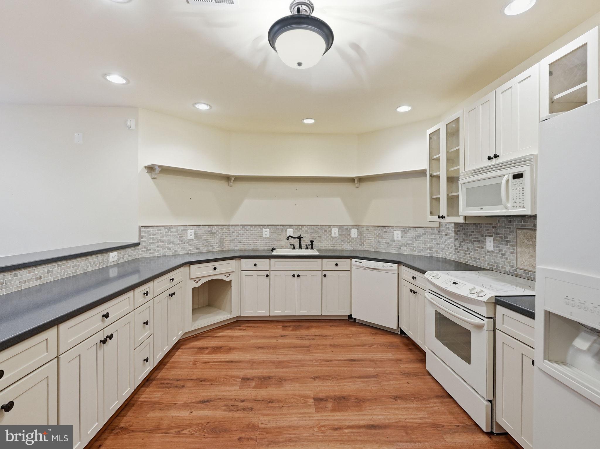 7805 Rose Garden Lane Springfield, VA 22153 - Photo 76 of 86