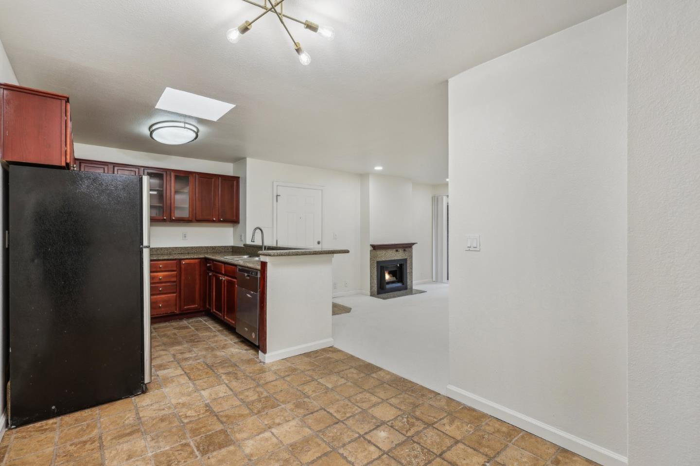 472 Dempsey Road, Unit 273 Milpitas, CA 95035 - Photo 8 of 30 Gallery Image 8
