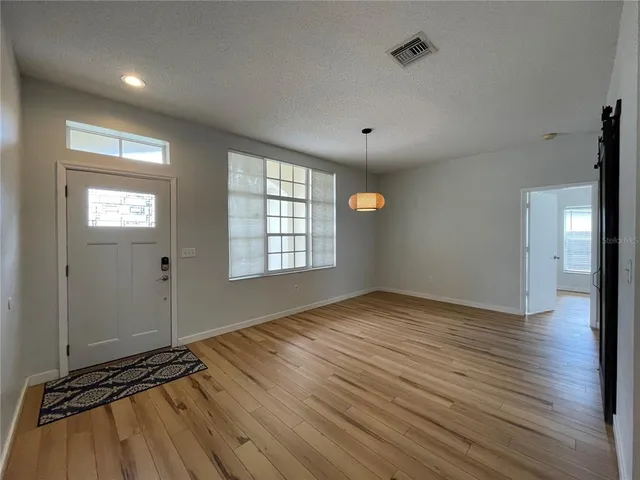 $3,000 | 1333 Flaxwood Avenue, Brandon, FL 33511